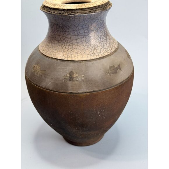 Signed Raku Tribal Pottery Sculpture Jar Spear & Fish Motif By Dickason 1993 - Picture 6 of 13